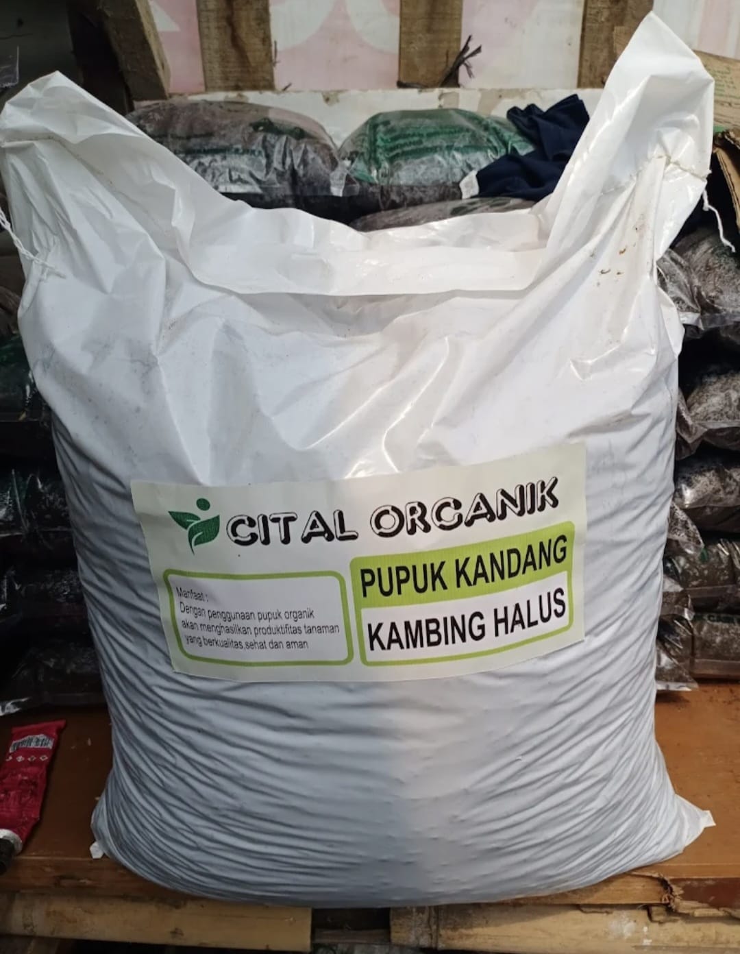 Pupuk Kandang Kambing Halus